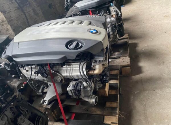 E90 330d N57D30A LCI 2011 Engine