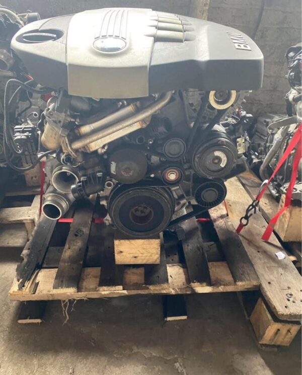 E90 330d N57D30A LCI 2011 Engine