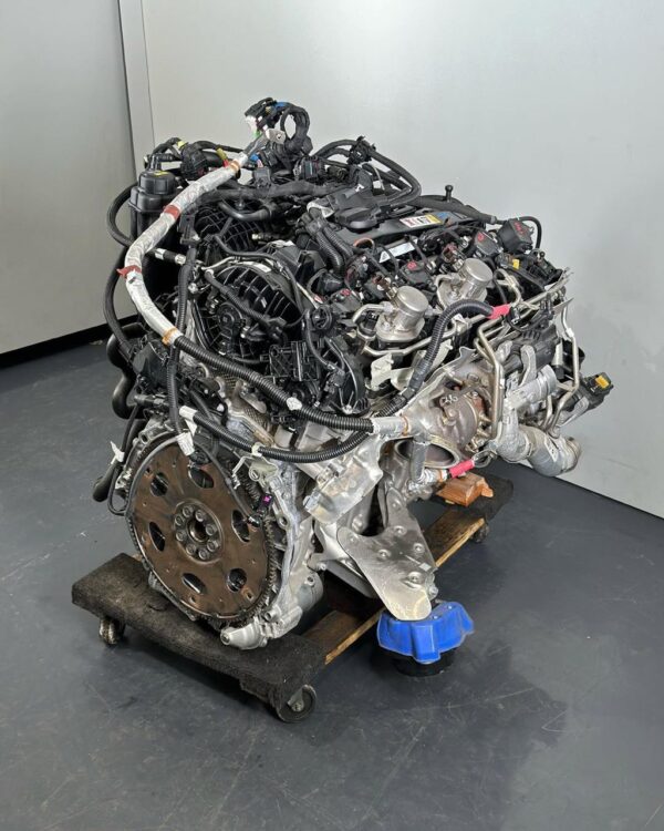 S58 long block engine