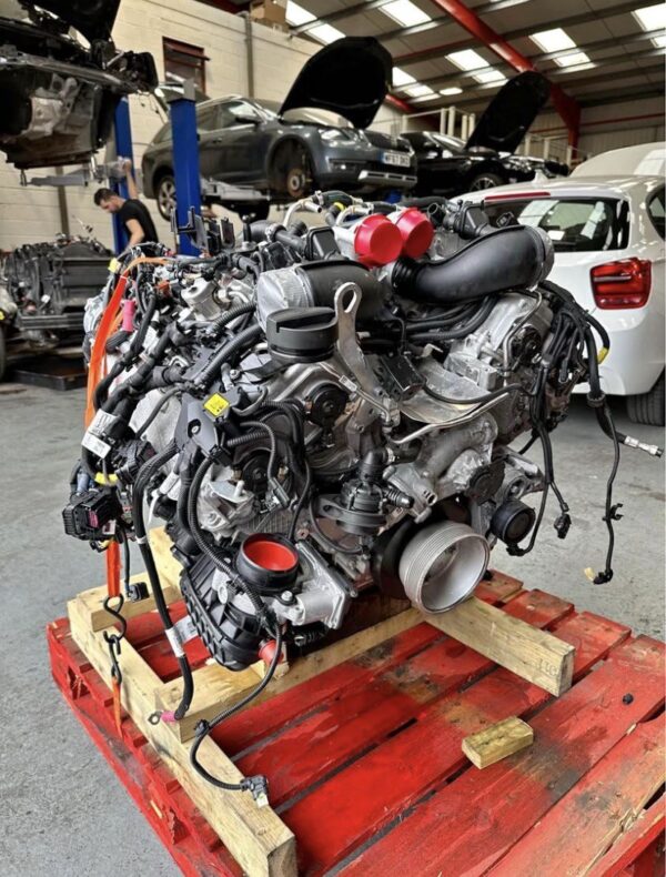 F90 M5 competition engine
